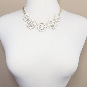 🏷 5 Daisy Dot Flower Cluster Gold tone Set